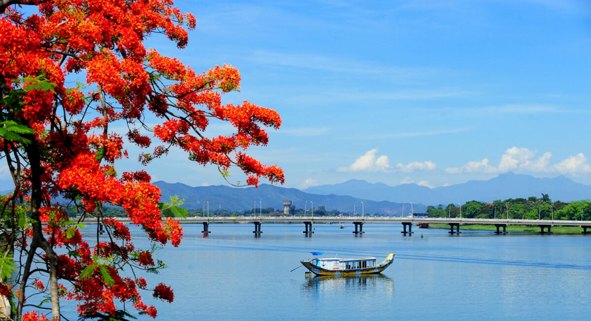 Perfume River in Hue, Vietnam Perfume River in Hue, Vietnam